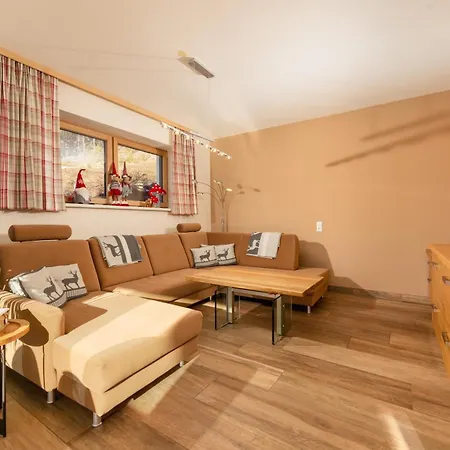 Semesterbostad Haus Clarysse Schladming